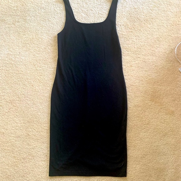 Zara Black Scoop Neckline Fitted T-shirt Dress - Picture 3 of 4